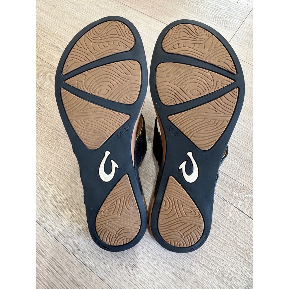 OluKai Lala Black Leather Thong Sandals Womens 8 Flip Flops 20321-4034 - Picture 3 of 7